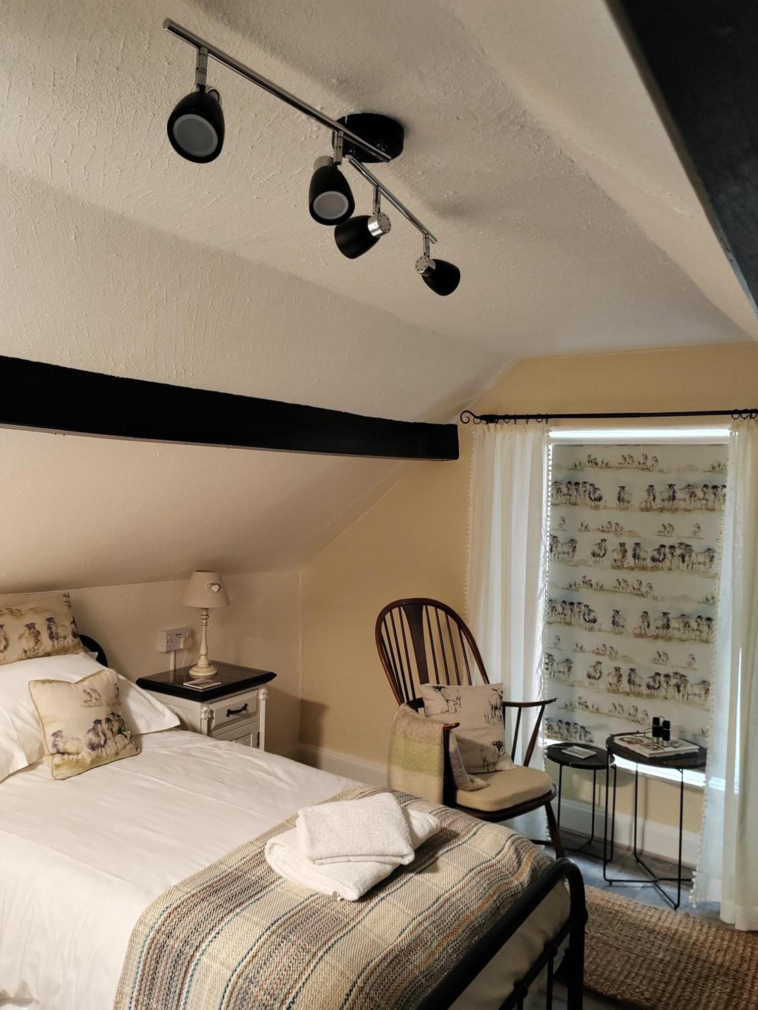 Puddle Duck Lodge - Adults Only Bowness-on-Windermere Habitación foto